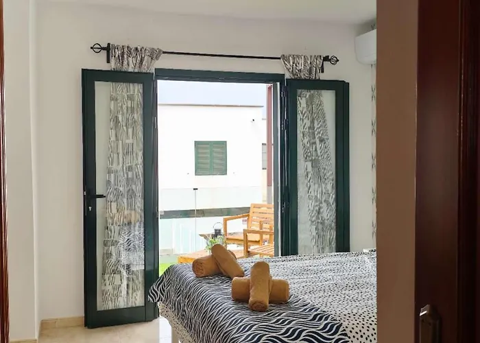 Casa Femes Piscina Climatizada בית נופש פלאיה בלנקה